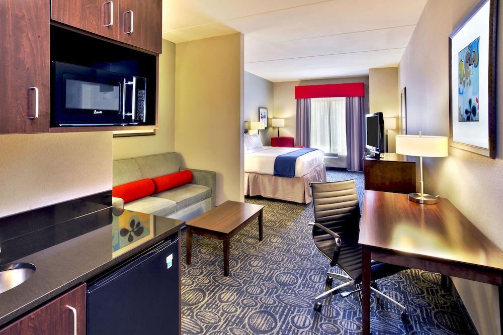 Holiday Inn Express & Suites Oak Ridge By Ihg Exterior photo