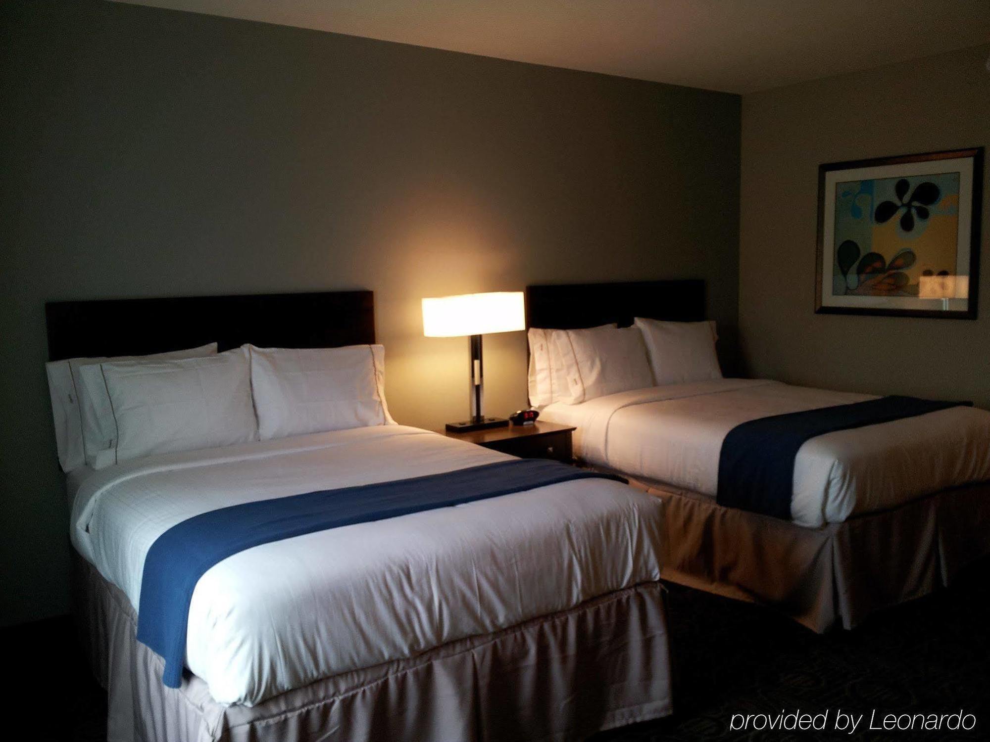Holiday Inn Express & Suites Oak Ridge By Ihg Exterior photo